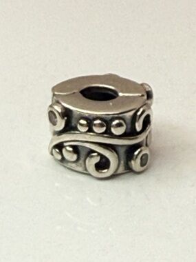 Retired Pandora Tendril Clip Charm 790380 ALE 925 Sterling Silver